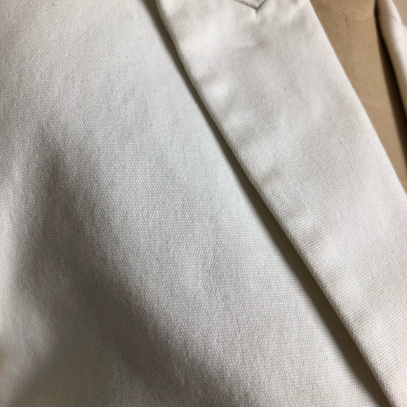 Theory cotton blend classic style blazer
8087 - Picture 2 of 6